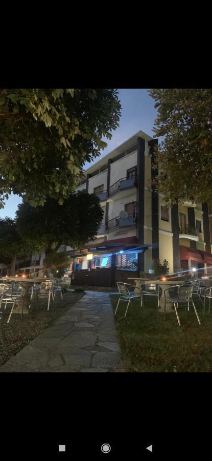 Hotel Lido Bollengo Εξωτερικό φωτογραφία